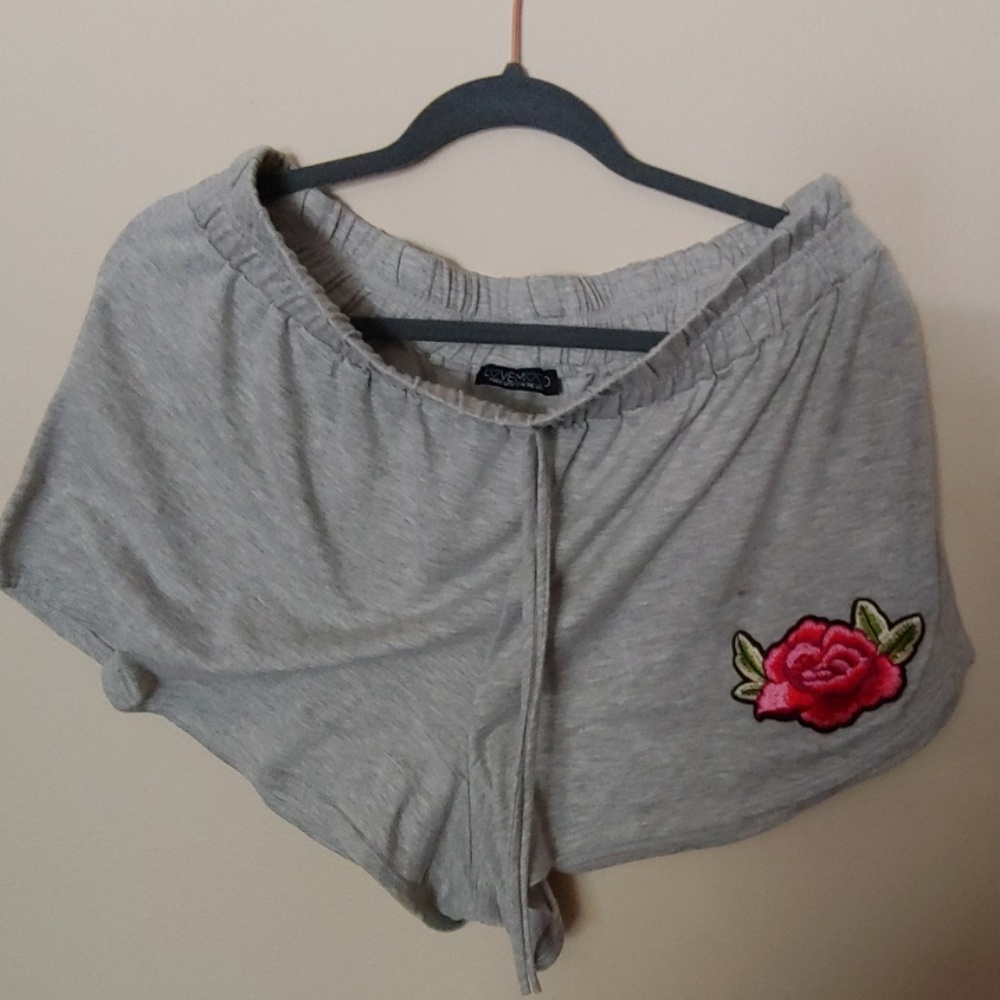 Ladies shorts
